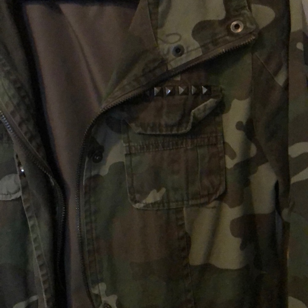 Camo jacket - Picture 3 of 3